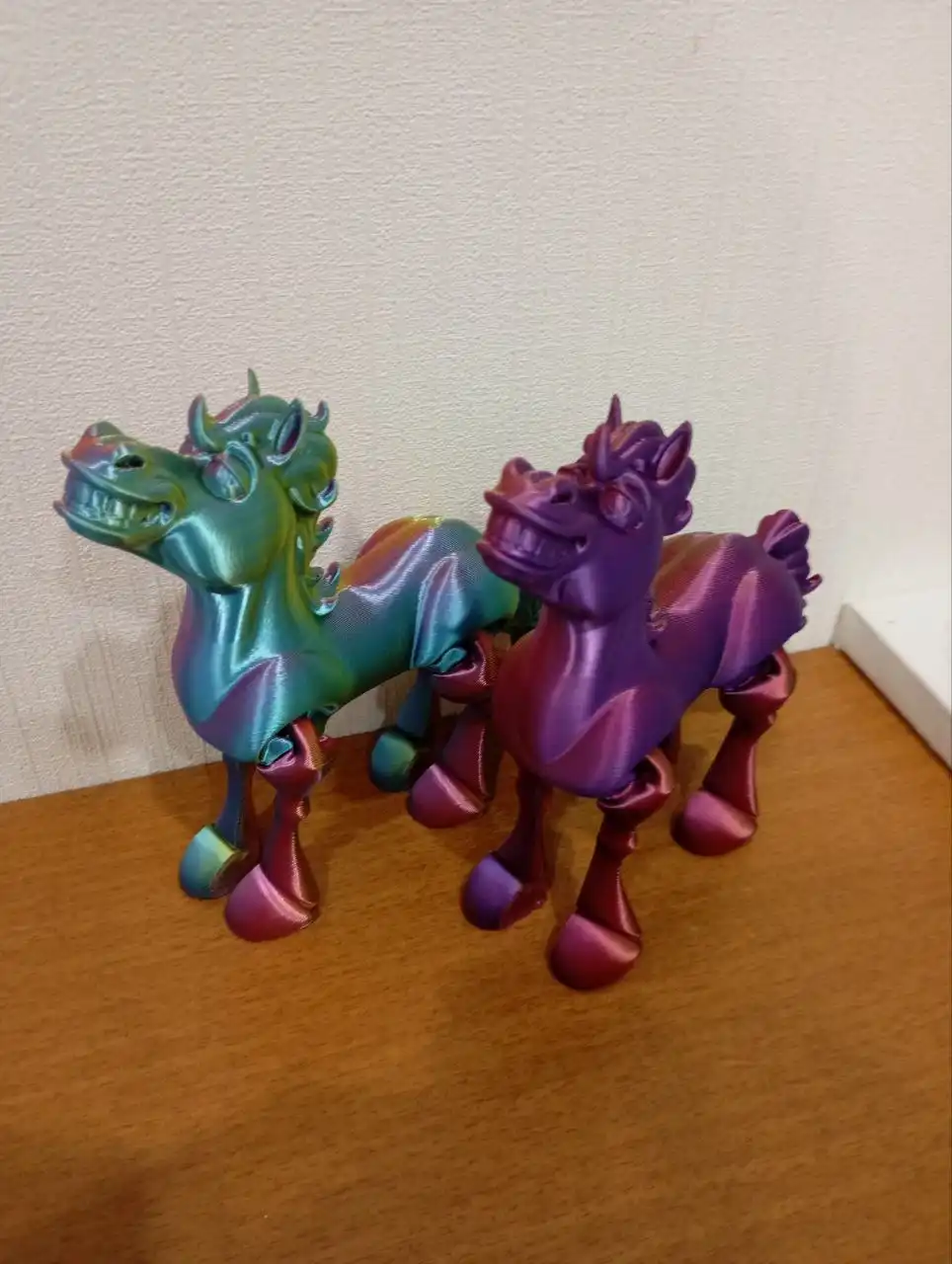 Шарнирные игрушки в наличии