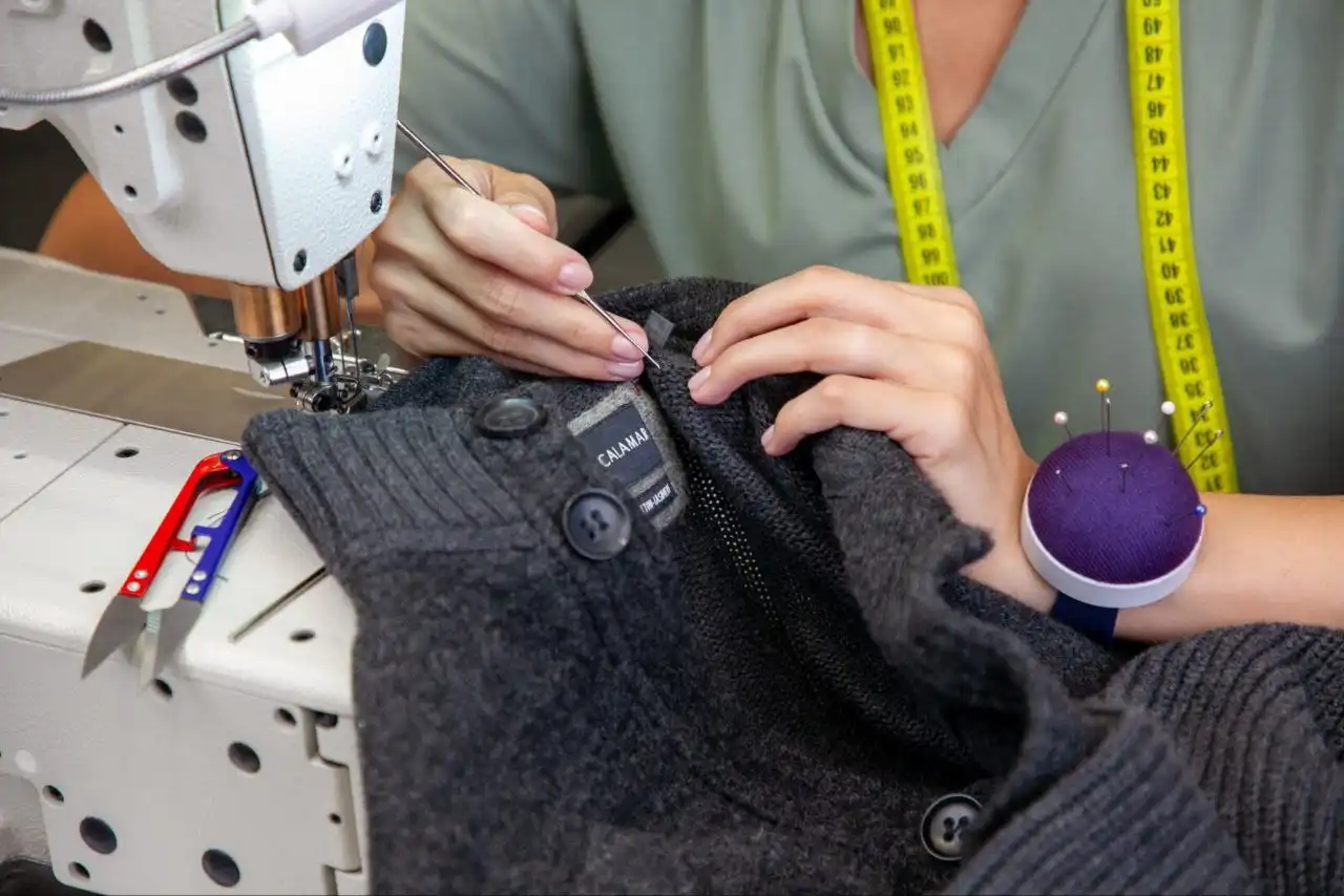 Ремонт одежды в Лугометрия Маркет