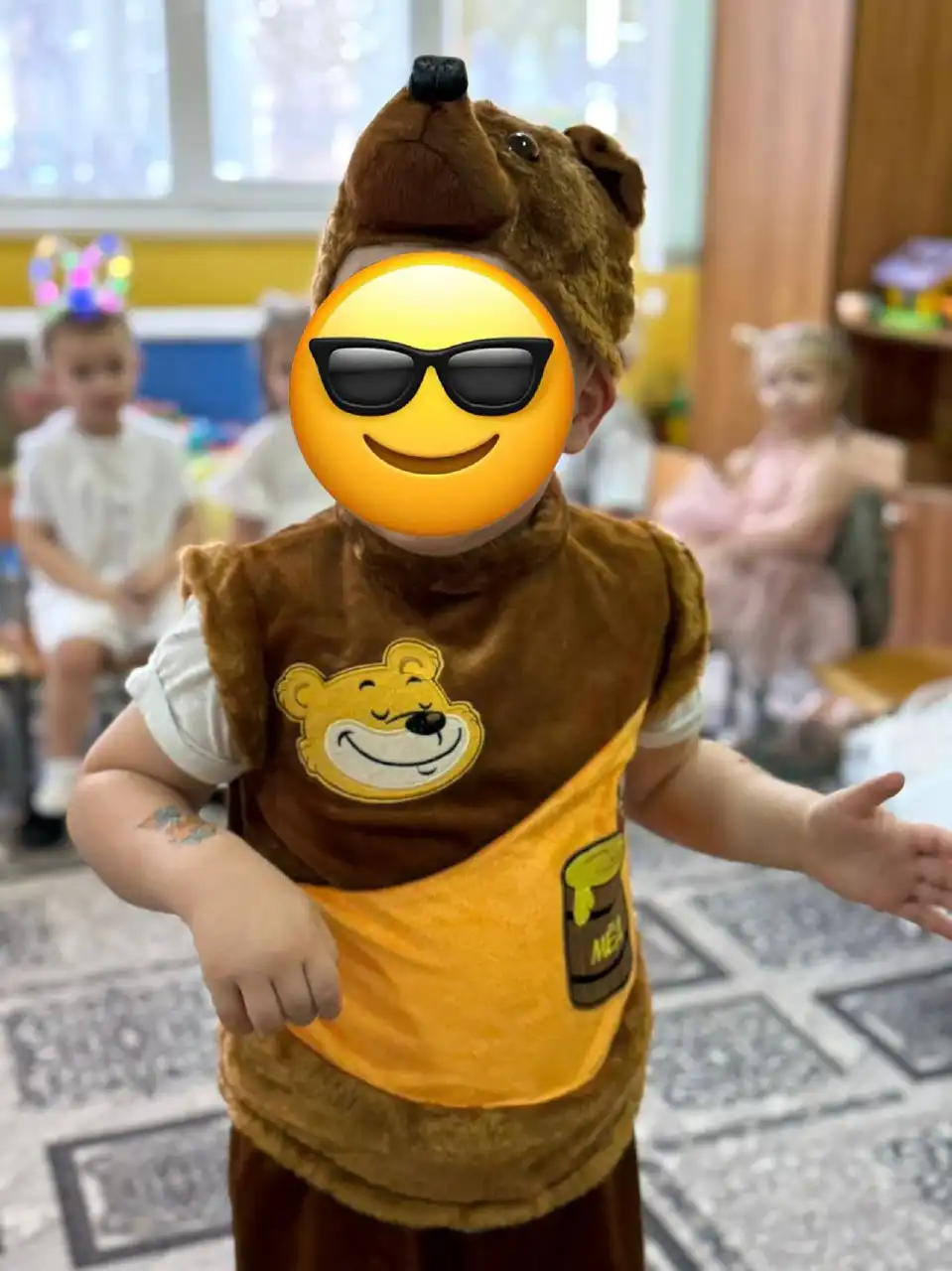 Костюмы медведя и богатыря для утренника