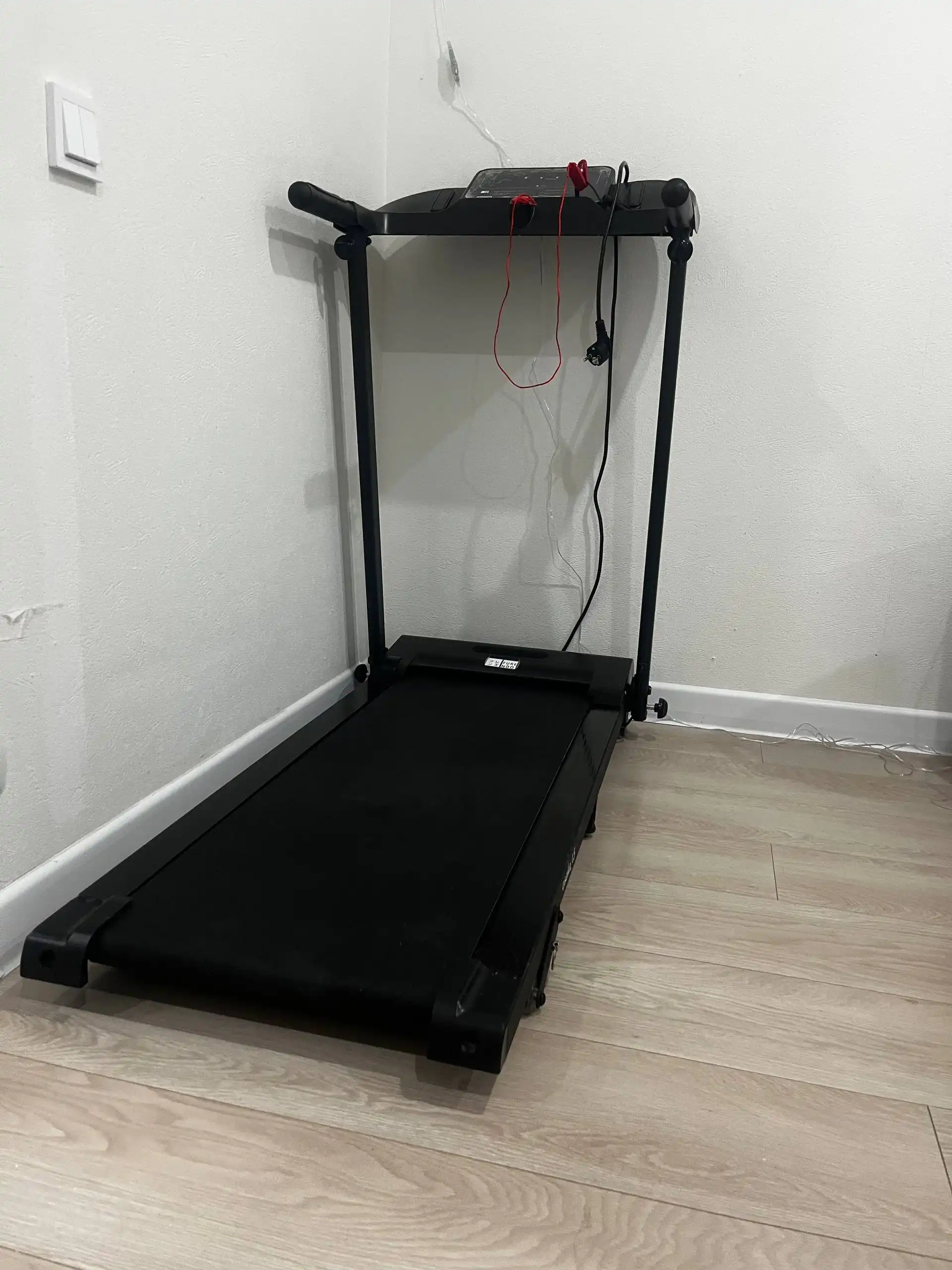 Продам беговую дорожку в идеальном состоянии