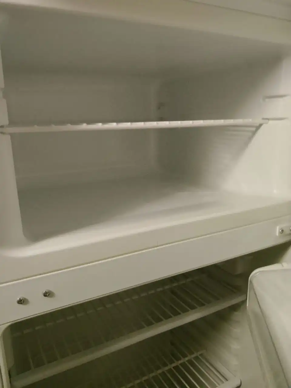 Продается холодильник в хорошем состоянии - Крупная бытовая техника (Для дома и дачи) в Пенза