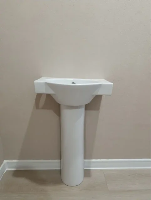 Раковина от застройщика с сифоном - частное объявление в Пенза