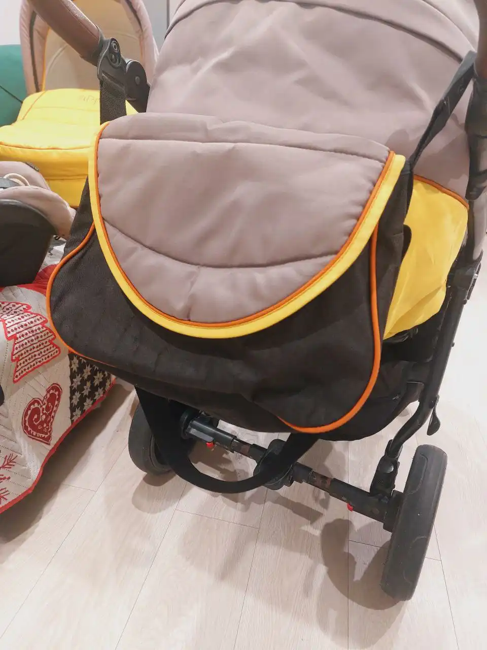 Продажа коляски 3 в 1 - Коляски (Товары для детей) в Пенза