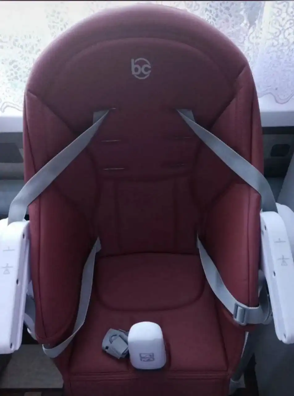 Продам детский стул с регулировками и столиком - Детская мебель (Товары для детей) в Пенза