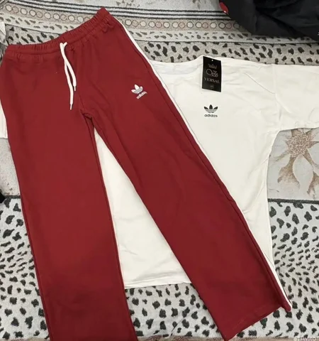 Костюм новый, размер М, рост 165-170 см - Сумки в Пенза