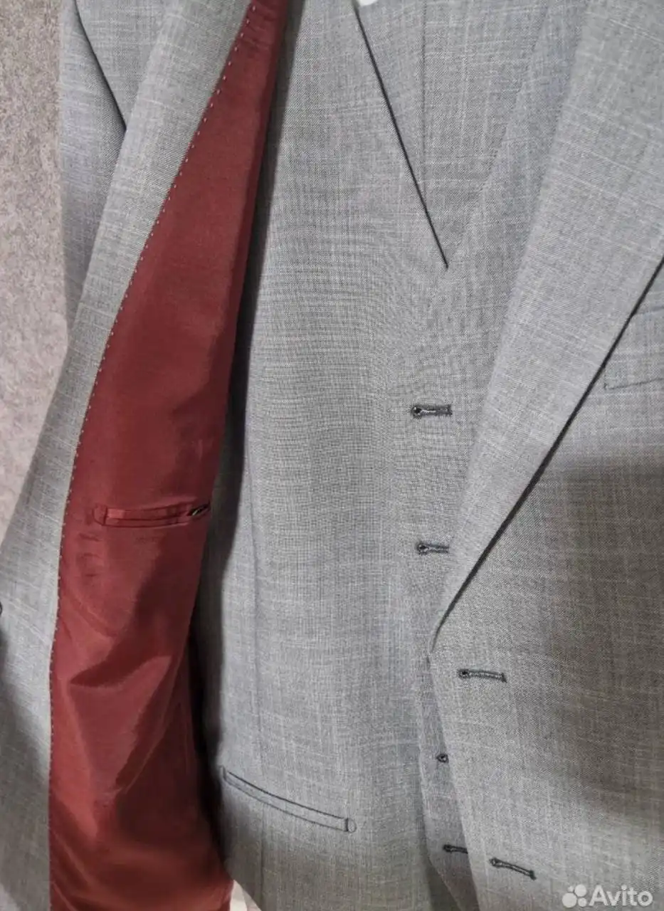 Костюм тройка, надевал один раз - Одежда в Пенза