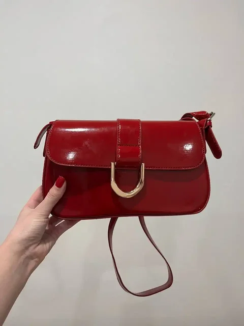 Продажа сумок разных цветов - Сумки в Пенза