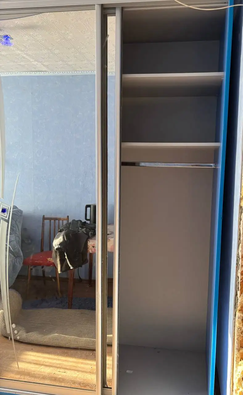 Шкаф купе с подсветкой - Мебель (Для дома и дачи) в Пенза