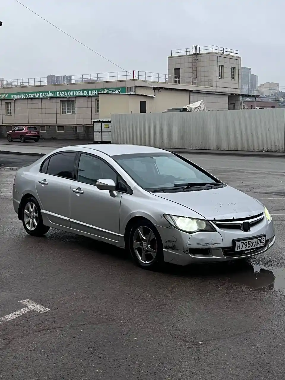 Honda Civic 1.8 2007 года на автомате