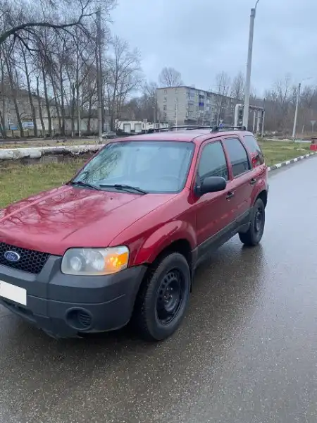Ford Escape 2004 года