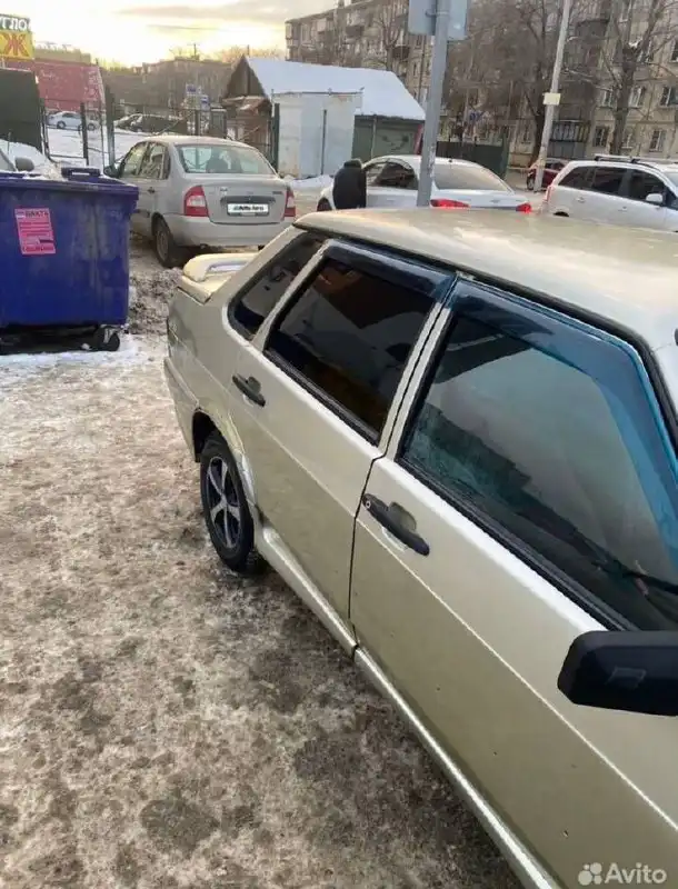 Продажа ВАЗ 2115 с новым стартером, генератором, ремнем