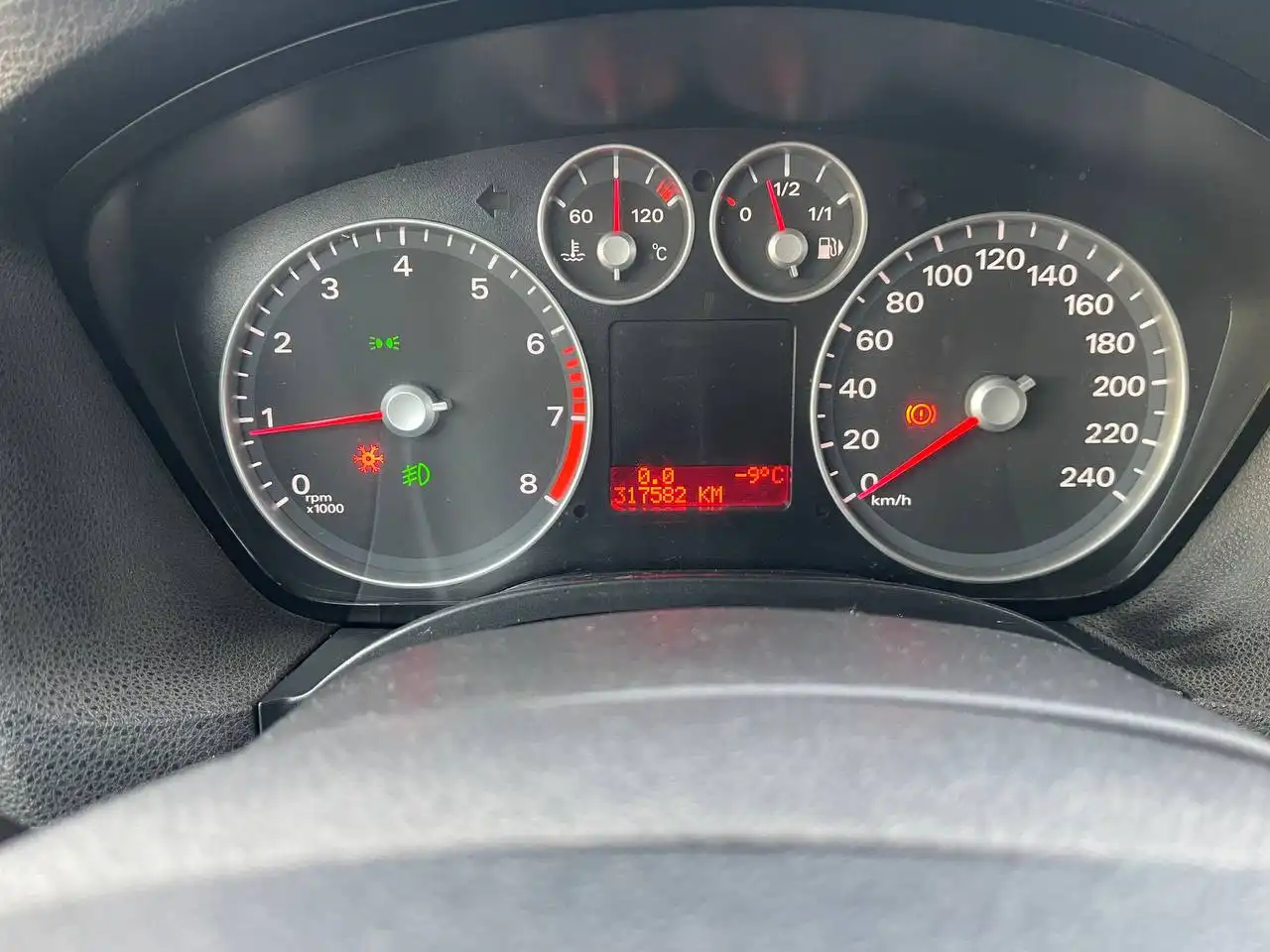 Продажа Ford Focus 2 2007 года - Авто в Челябинск