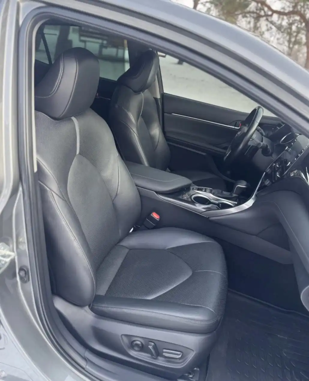 Toyota Camry Hybrid 2.5 - Легковые автомобили (Авто) в Челябинск