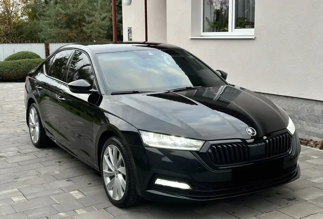 Skoda Octavia 2020 IV поколение (A8) с дизельным двигателем 2.0 TDI - Легковые автомобили в Челябинск