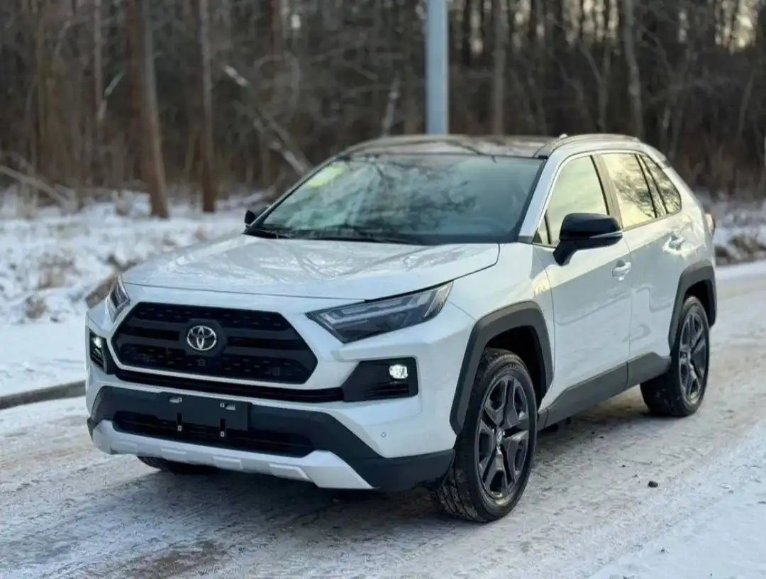Toyota RAV4 5 поколение (XA50) 2025 года - Внедорожники/Кроссоверы (Авто) в Москва