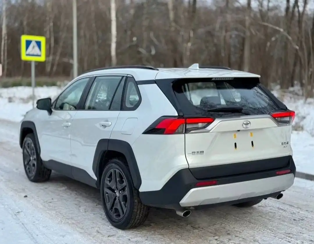Toyota RAV4 5 поколение (XA50) 2025 года - Внедорожники/Кроссоверы (Авто) в Москва
