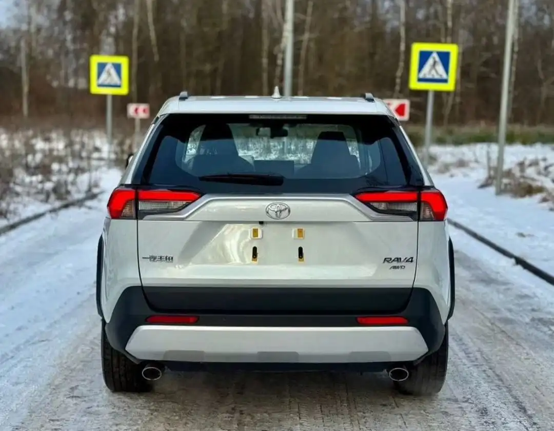 Toyota RAV4 5 поколение (XA50) 2025 года - Внедорожники/Кроссоверы (Авто) в Москва