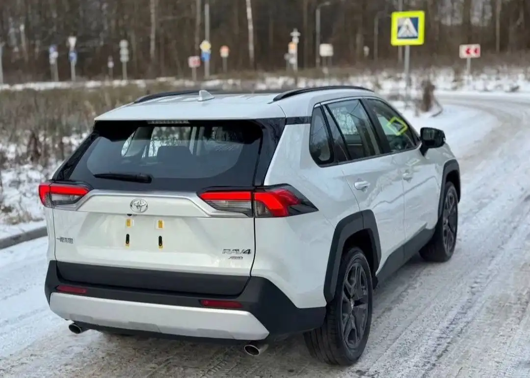 Toyota RAV4 5 поколение (XA50) 2025 года - Внедорожники/Кроссоверы (Авто) в Москва