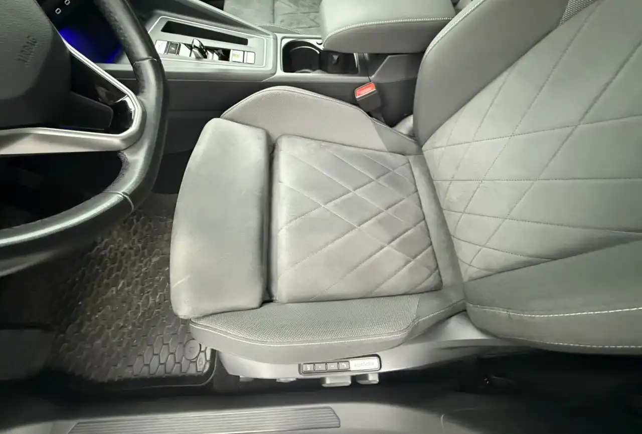 Volkswagen Golf 2021 1.4 л в отличном состоянии - Легковые автомобили (Авто) в Челябинск