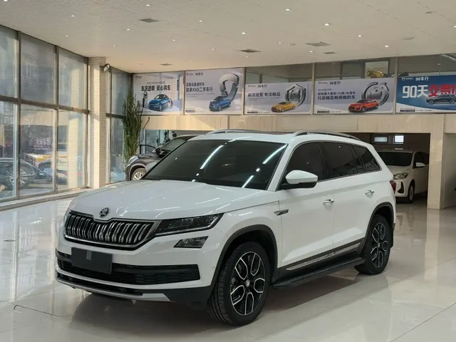 Skoda Kodiaq 2022 года с пробегом 49 000 км - Внедорожники / SUV в Москва