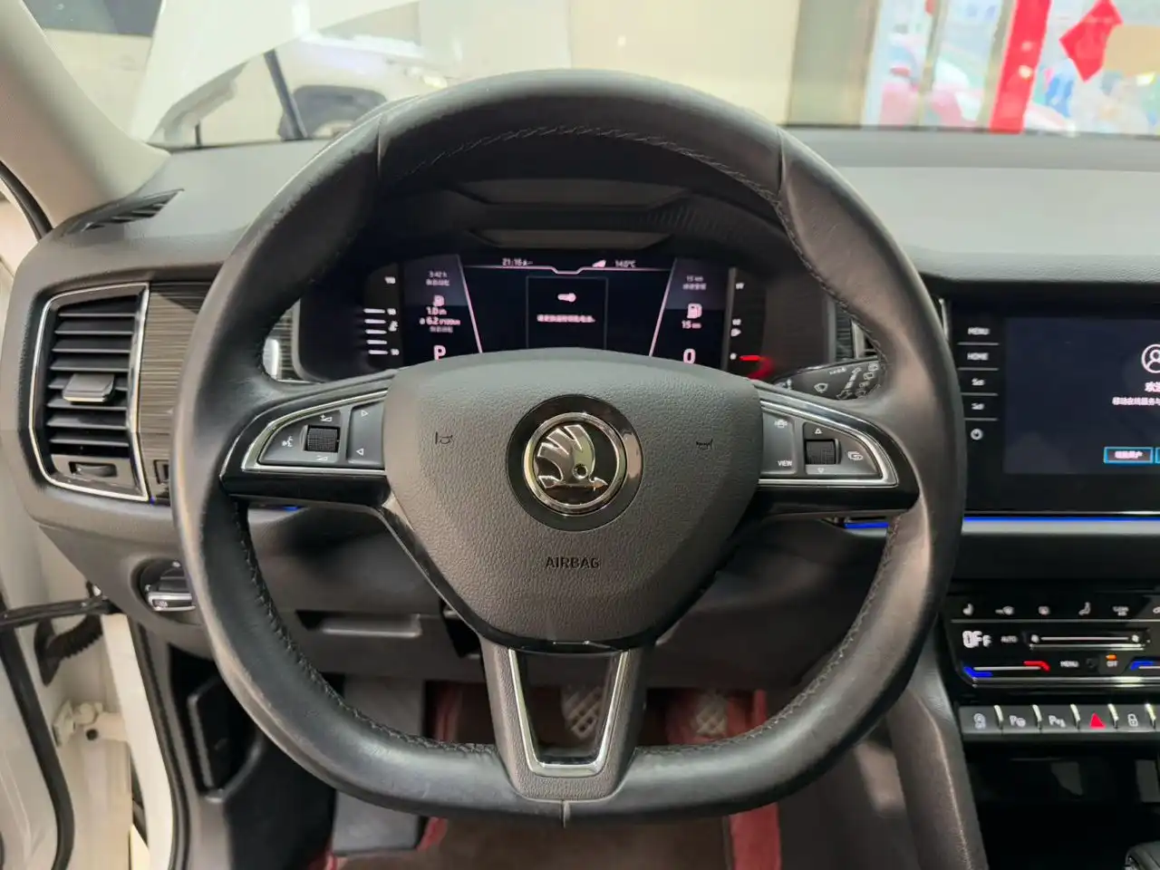 Skoda Kodiaq 2022 года с пробегом 49 000 км - Кроссоверы (Авто) в Москва