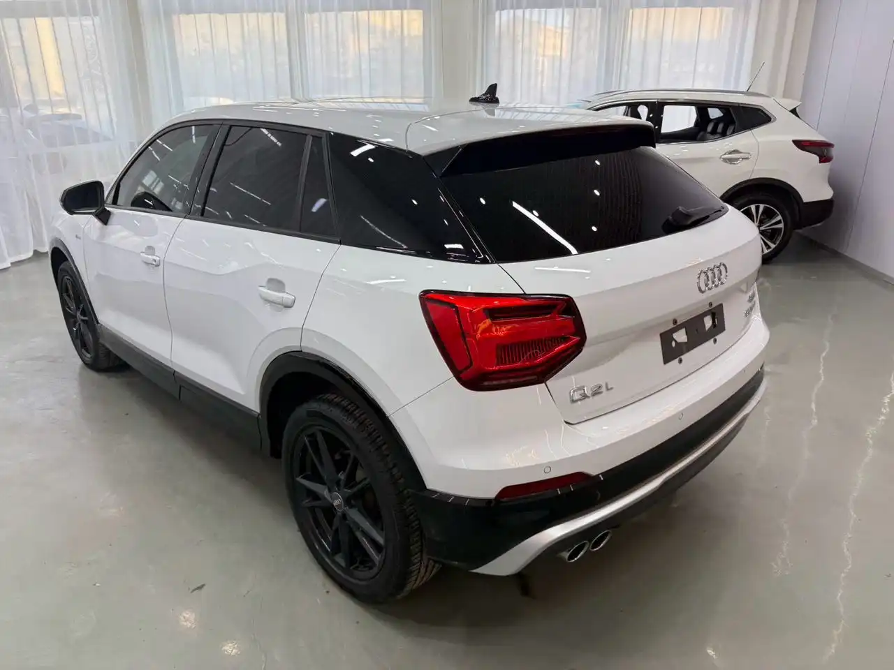 Audi Q2L 2021 года с пробегом 48900 км - Легковые автомобили (Авто) в Владивосток
