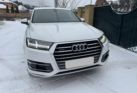 Audi Q7 2019 бензин 2.0 полный привод - Авто в Челябинск