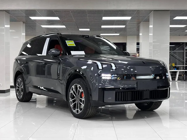 Lynk & Co 900 Ultra Премиальный кроссовер 2025 года - Авторынок в Москва