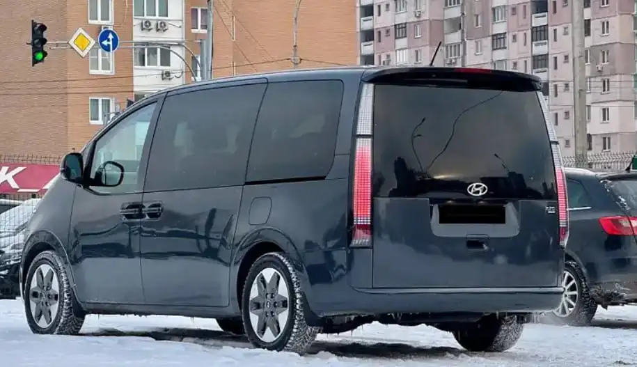 Hyundai Staria 2022 года выпуска в топовой комплектации - Легковые автомобили (Авто) в Челябинск