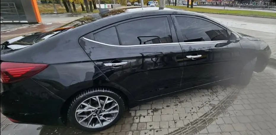 Hyundai Elantra 2019 - Легковые автомобили (Авто) в Челябинск