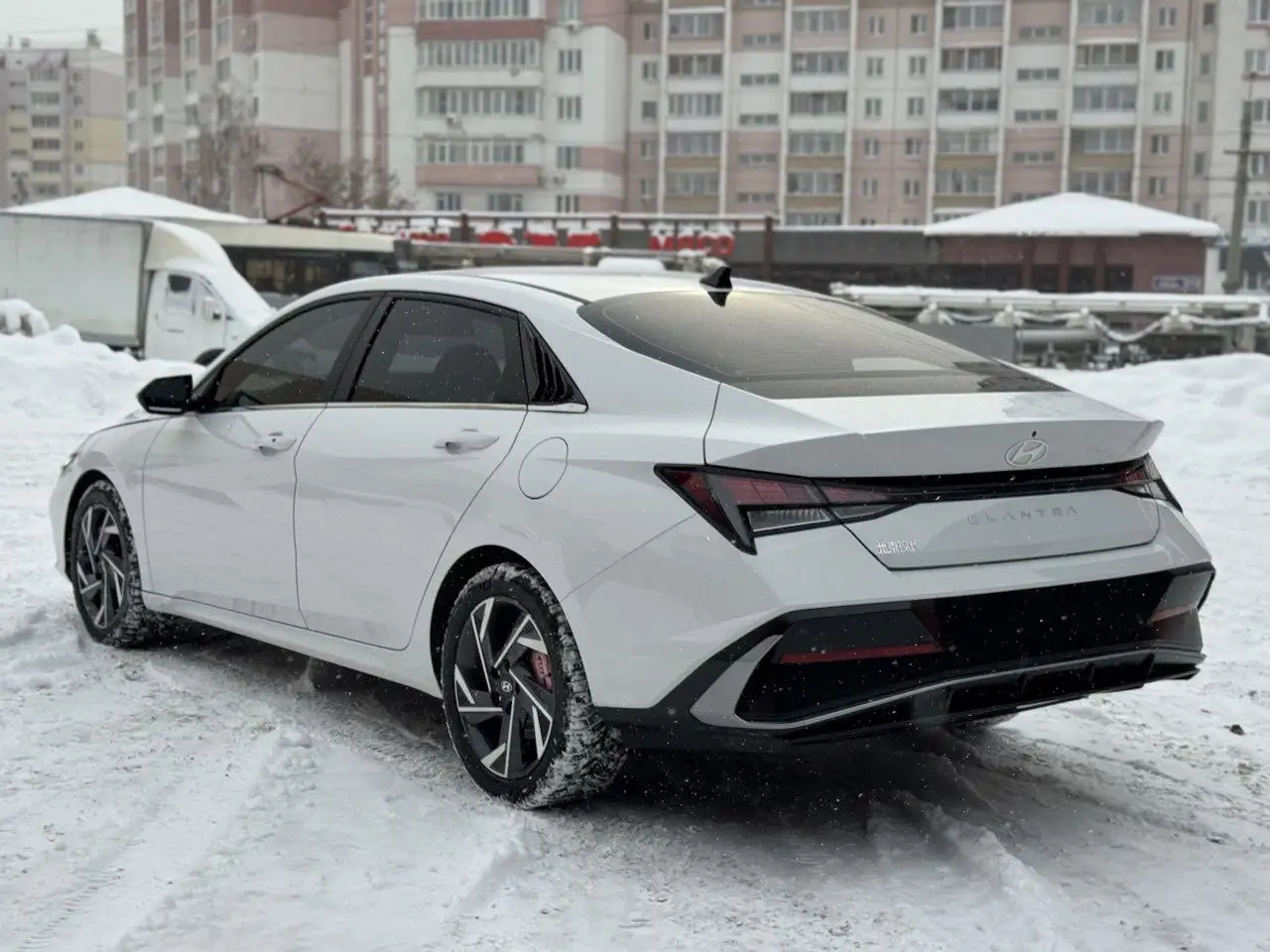 Продажа Hyundai Elantra 2024 года - Легковые автомобили (Авто) в Челябинск