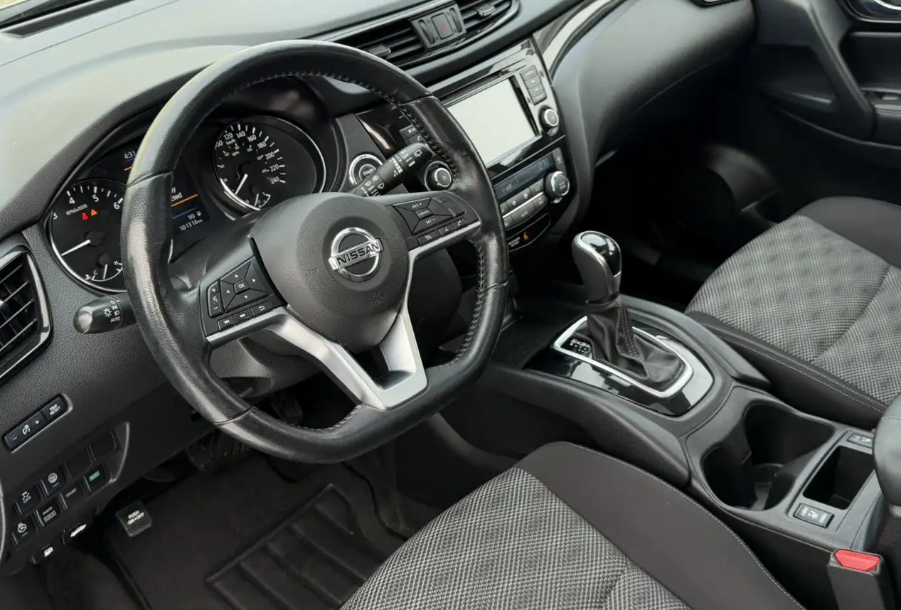 Nissan Rogue Sport 2020 года выпуска с пробегом 101 000 км - Легковые автомобили (Авто) в Челябинск