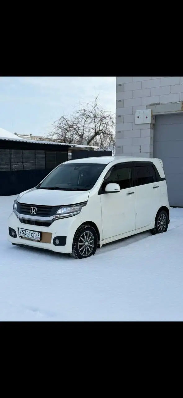 Honda STEPWGN 2014 года в Челябинске - Минивэны (Авто) в Челябинск