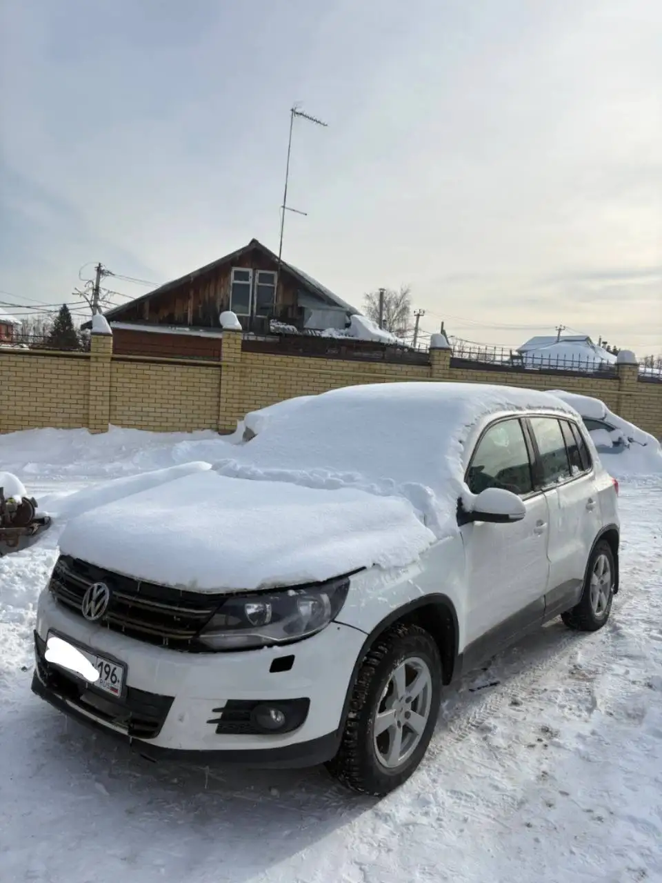 Volkswagen Tiguan 2012 1.4 турбо автомат - Легковые автомобили (Авто) в Челябинск