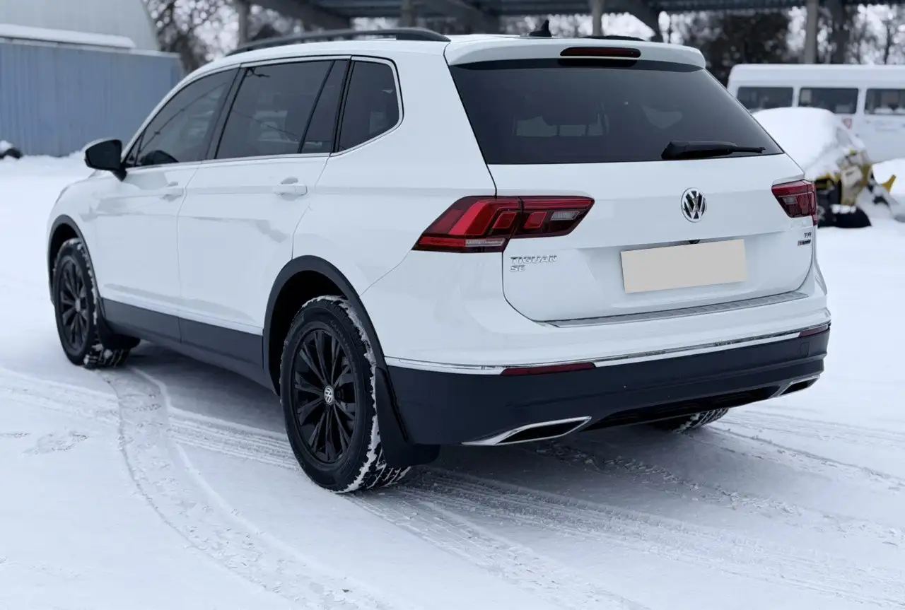 Volkswagen Tiguan 2018 - Легковые автомобили (Авто) в Челябинск