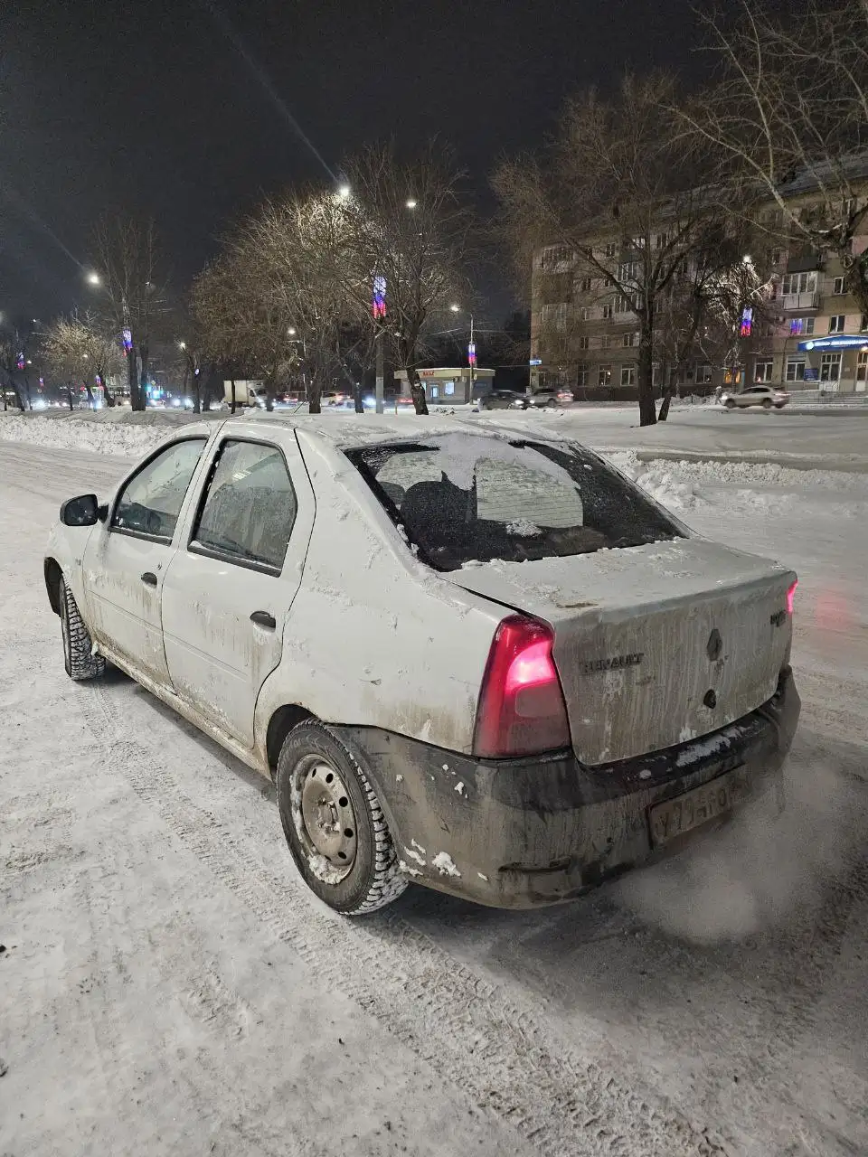 Рено Логан 2013 года - Авто в Челябинск