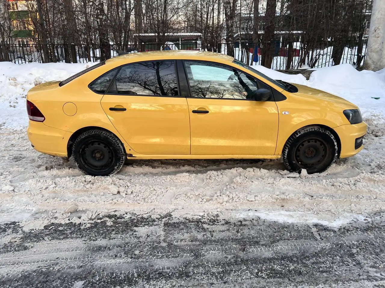 Продажа автомобиля Volkswagen Polo 2018 года - Авто в Челябинск