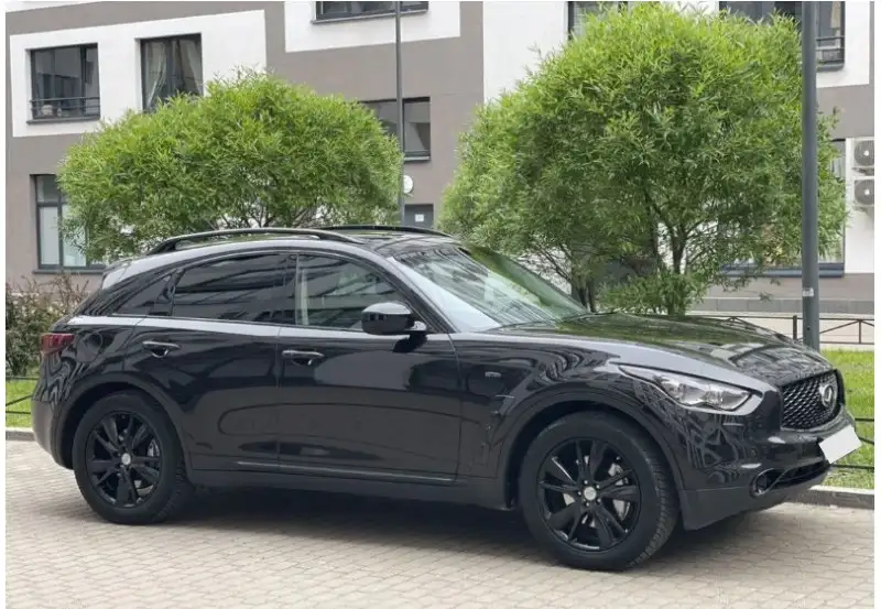 Infiniti Q70 Y51 2015 года - Легковые автомобили (Авто) в Санкт-Петербург