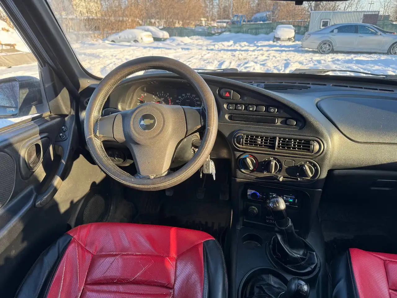 NIVA 2012г в Челябинске - Авто в Челябинск