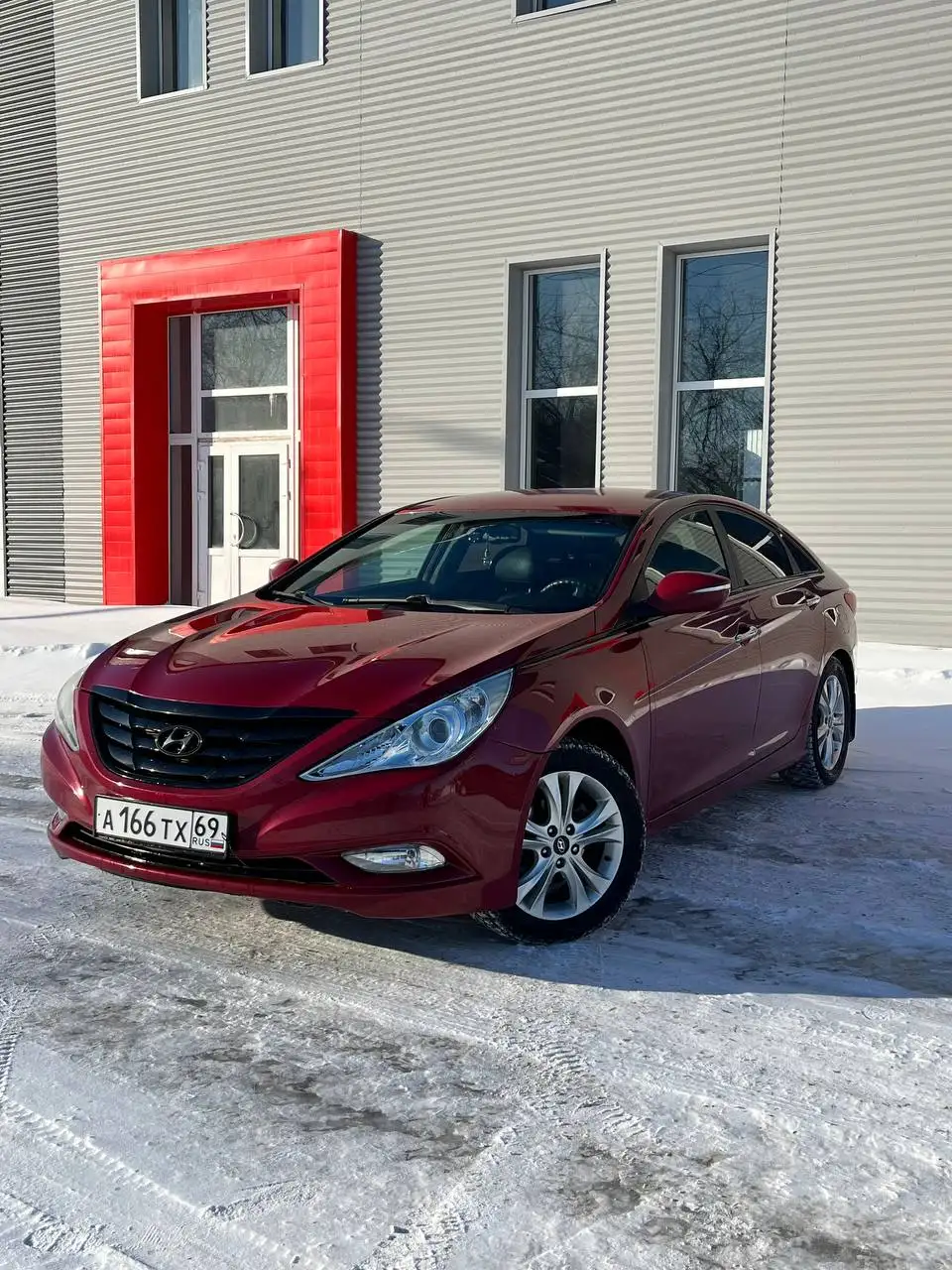 Hyundai Sonata 2012 года - Авто в Челябинск