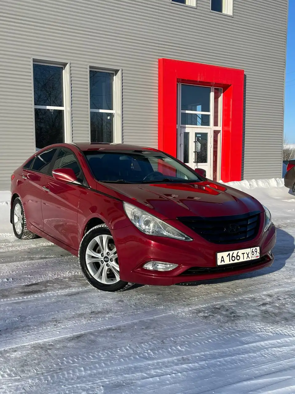 Hyundai Sonata 2012 года - Авто в Челябинск