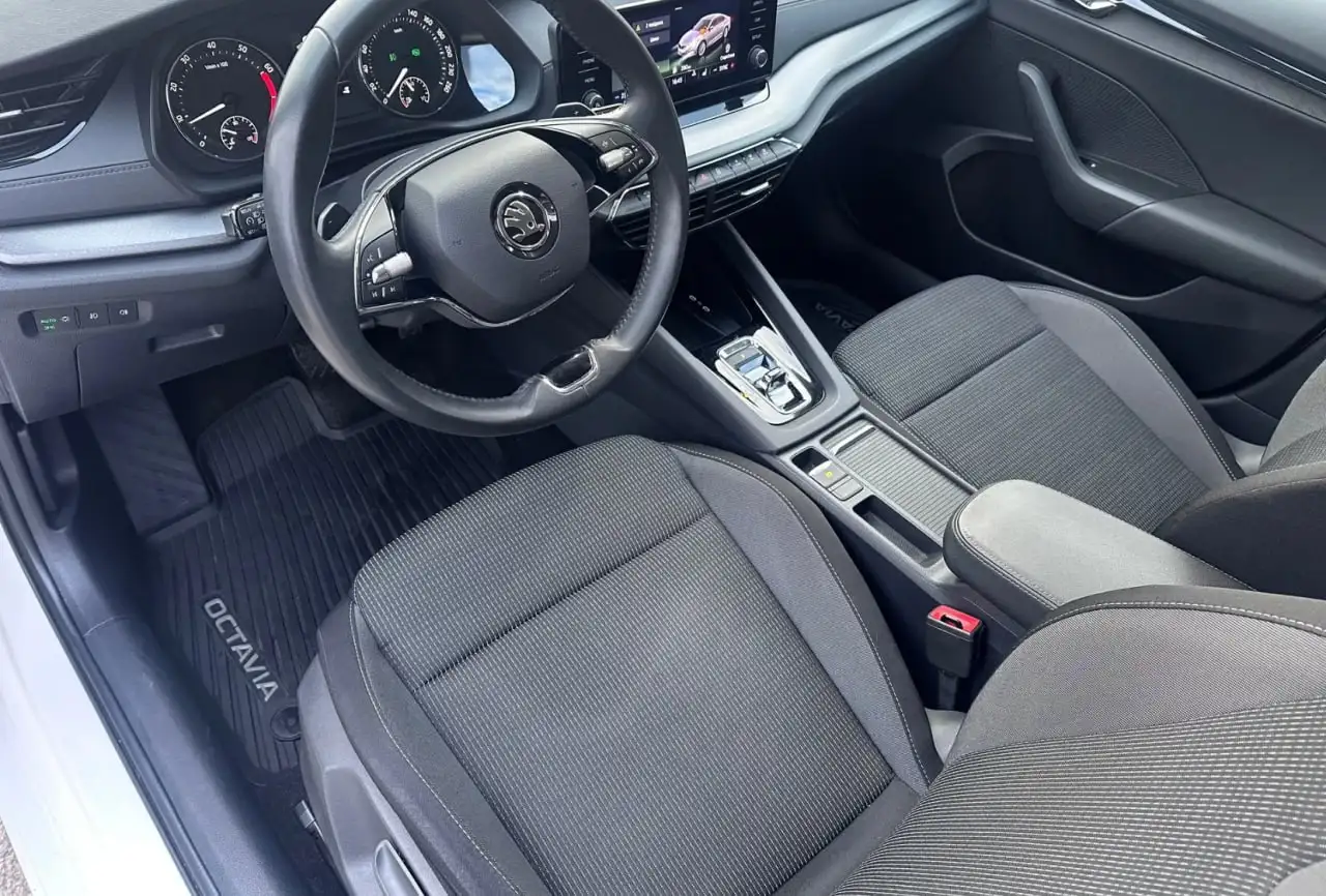 Skoda Octavia 2022 - Легковые автомобили (Авто) в Челябинск