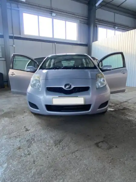 Toyota Vitz 2 поколение (XP90) 2007 года - Авто в Владивосток