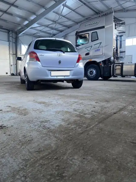 Toyota Vitz 2 поколение (XP90) 2007 года - Авто в Владивосток