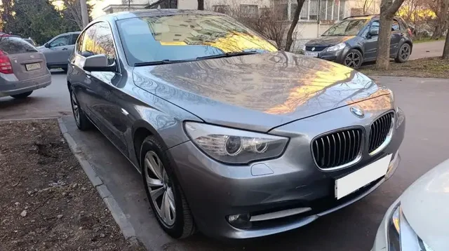 BMW 5 серии F07/F10/F11 2010 года - Авто в Севастополь