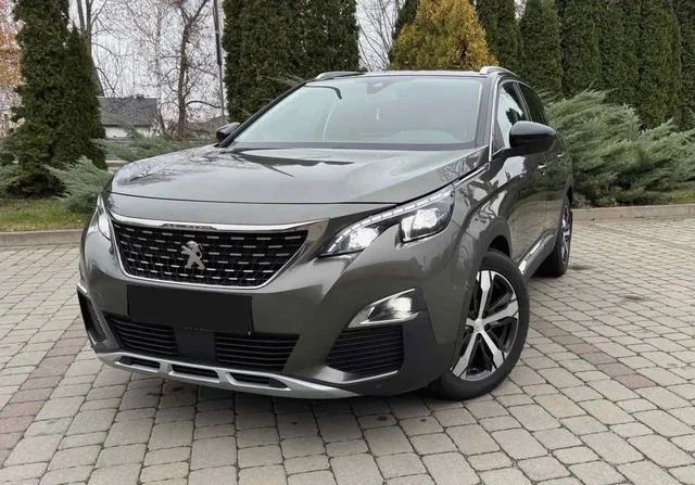 Peugeot 3008 2020 дизель автомат - Шины и диски в Челябинск