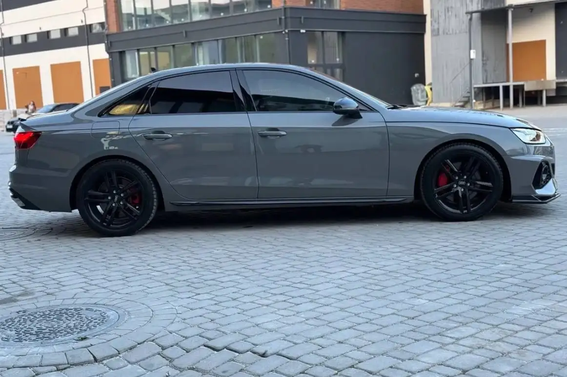 Audi A4 2021 B9 FL S-Line Quattro седан - Легковые автомобили (Авто) в Челябинск