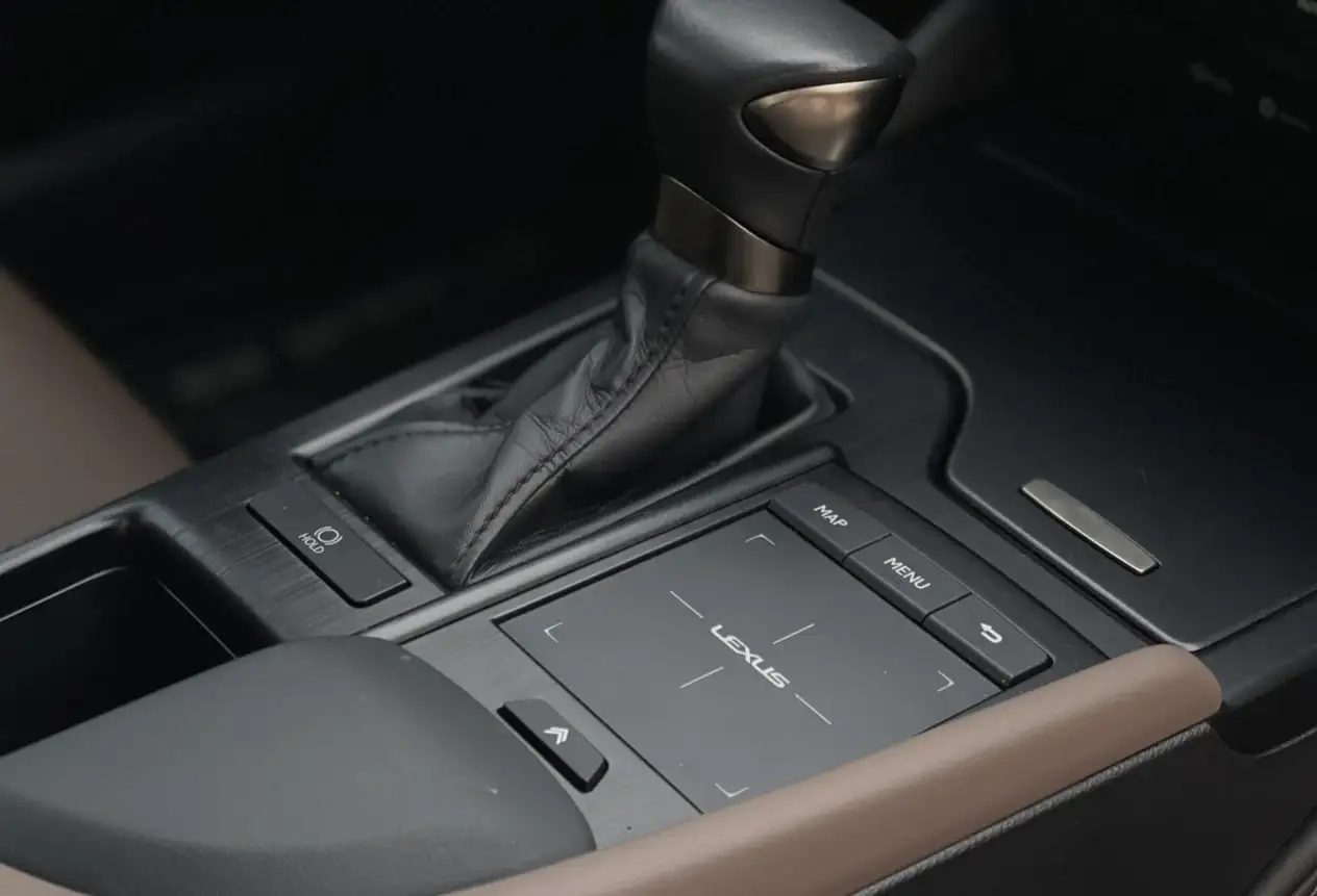 Продам Lexus ES 2022 - Легковые автомобили (Авто) в Челябинск