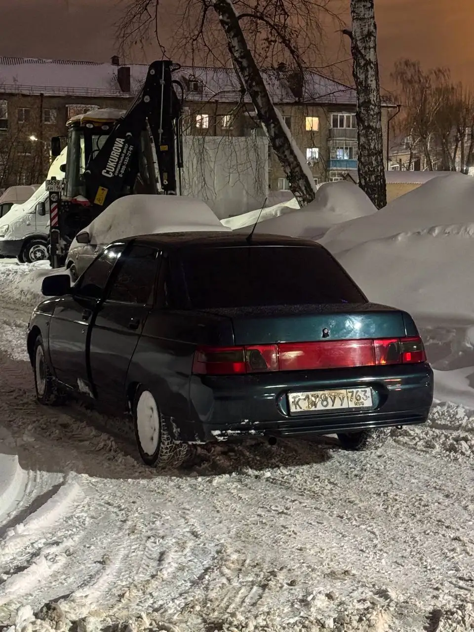 ВАЗ Лада 2110 2002 года с пробегом 140000 км, механическая КПП, двигатель Шеснарь - Легковые автомобили (Авто) в Челябинск