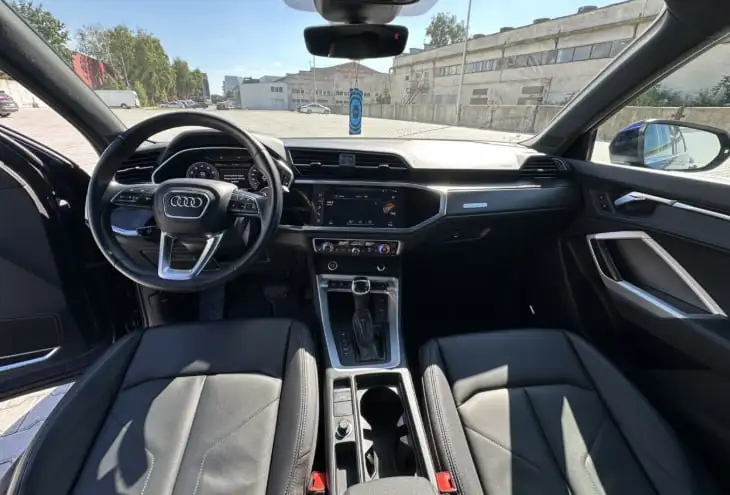 Audi Q3 2020 2.0 бензин автомат полный привод - Легковые автомобили (Авто) в Челябинск